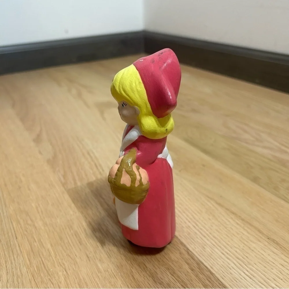Vintage Pilgrim Ceramic Doll Figure Pink Fall Thanksgiving Pumpkin